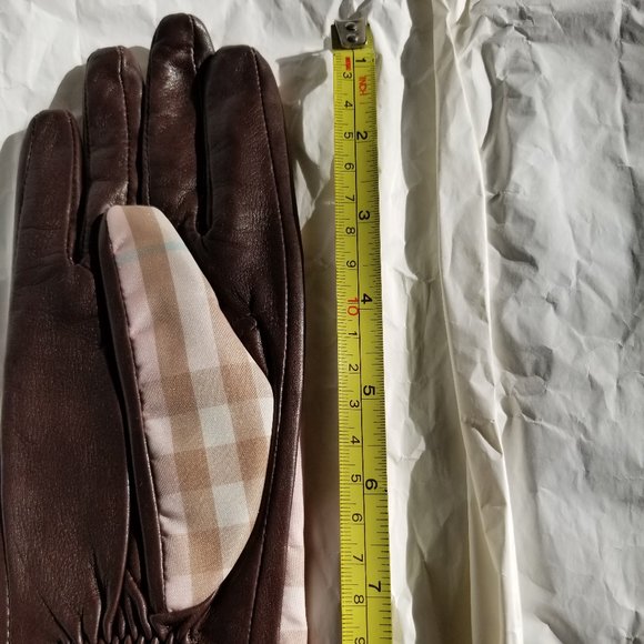 Burberry Pink and Brown Plaid Gloves - Picture 15 of 16